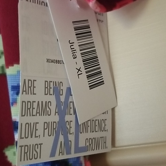 Dress - Picture 3 of 4